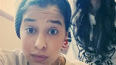 بالصور.. الأمن الإيطالي يكشف لغز التحاق فتاة مغربية بـ«داعش»