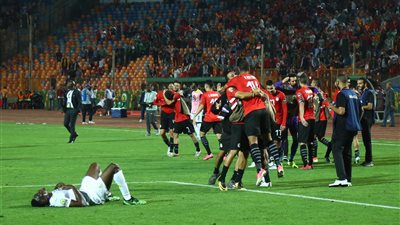 ريمونتادا المنتخب الأوليمبي أمام غانا تؤهله لنصف النهائي.. فوطة حارس غانا تثير الجدل.. حمى البداية تضرب الفراعنة في الشوطين.. الإصرار على الفوز وتدخلات شوقي غريب كلمة السر في الفوز