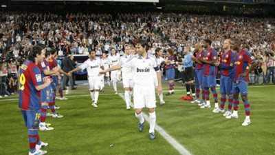 ننشر تشكيل برشلونة وريال مدريد فى 