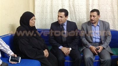 محافظ الشرقية يأمر بتوفير شقة سكنية لشقيق شهيد كفر الحصر