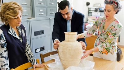 مصر تسترد ١٤ قطعة أثرية من قبرص (صور)