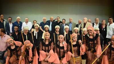 تكريم نجوم فرقة «الفنون الشعبية» السابقين باحتفالية «لمسة وفاء»