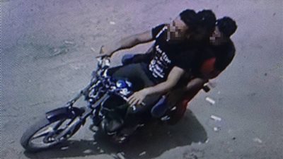 نشرة المحافظات.. 3 شباب يسرقون حقيبة سيدة في الدقهلية (فيديو)