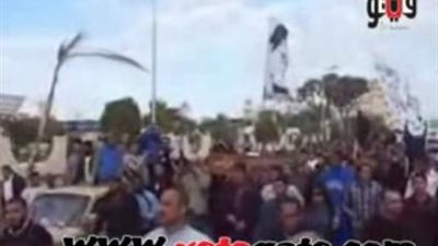 بالفيديو والصور.. آلاف البورسعيدية يشيعون جثمان 