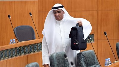 الفريق الحكومي الكويتي تمكن من ثني وزير الطاقة عن الاستقالة
