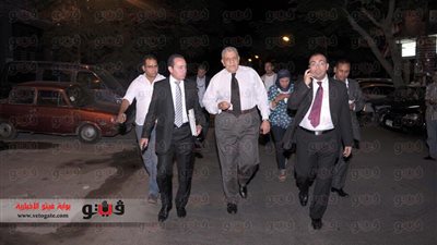 بالصور.. «محلب» يتفقد أعمال النظافة بشارع مجلس الشعب