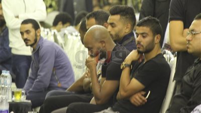 عزاء علاء على | شيكابالا وأوباما يشاركان في عزاء علاء على (فيديو)