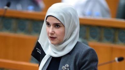 وزيرة الأشغال الكويتية تقدم استقالتها