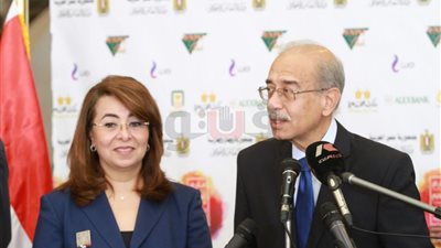 وزيرة التضامن: وقَّعنا بروتوكولات لتنظيم معارض وتدريب أصحاب الحرف