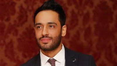 بعد إصابة الفنان رامي جمال به.. استشاري مناعة: البهاق يسبب فقدان السمع