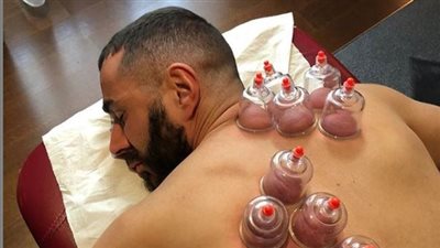 بنزيمة يخضع لجلسات العلاج بـ