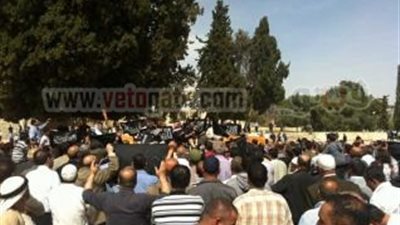 بالصور.. جنين تشيع جنازة 15 معتمر فلسطيني