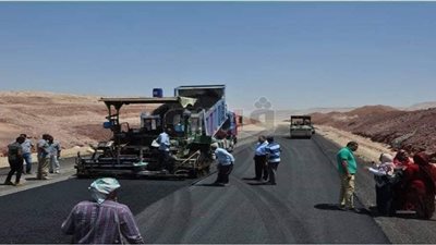 الوادى الجديد تستكمل تنفيذ محور تنيدة منفلوط بـ585 مليون جنيه