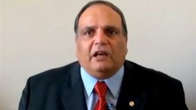 عمر عفيفى لـ