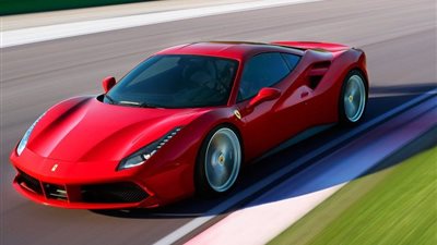 «بوجيا ريسينج» تجري تعديلات لمحرك سيارة فيراري 488 GTB