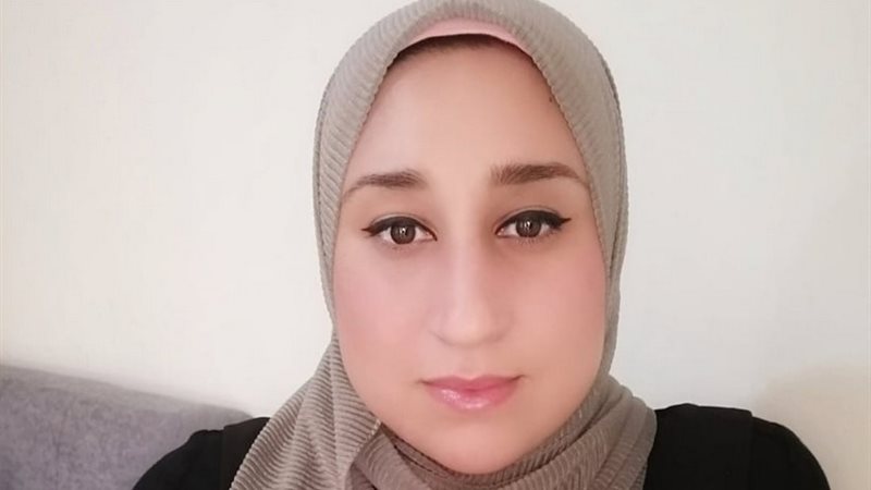 هند عبد الهادي أخصائية