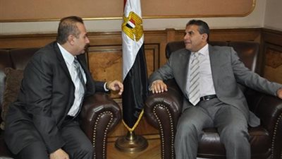 مرتبات موظفى 