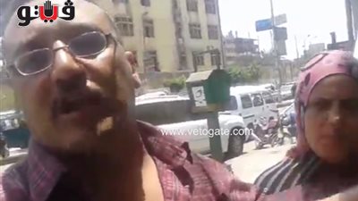 بالفيديو.. مواطنون أمام مكتب بريد بنها: «اضحك علينا والشقق اتباعت»