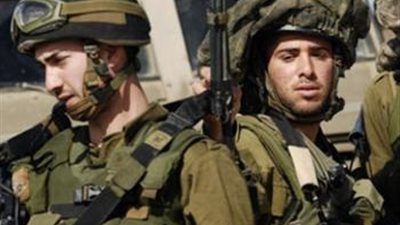 سرقة سلاح شخصي من جندي إسرائيلي في موقع عسكري قرب رام الله