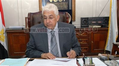 محافظ أسيوط يهنئ بطريرك الأقباط الكاثوليك الجديد بتوليه منصبه