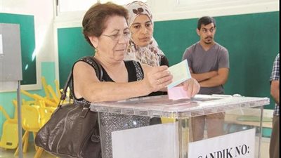 بالفيديو والصور.. الأتراك يدلون بأصواتهم في انتخابات رئاسية تاريخية