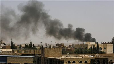 التحالف بقيادة السعودية يشن هجمات جوية قرب صنعاء