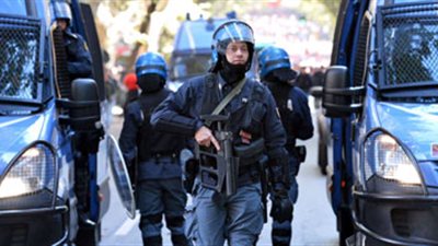 الشرطة الإيطالية تغلق معالم أثرية قبل مباراة ليفربول وروما