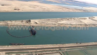 عمال قناة السويس الجديدة يكشفون لـ«فيتو» أصعب اللحظات بموقع الحفر