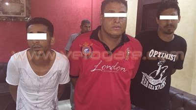 ضبط تشكيل عصابي تخصص في سرقة السياح بالغردقة