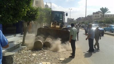 إزالة 25 حالة تعدٍ على حرم الطريق العام بالجيزة