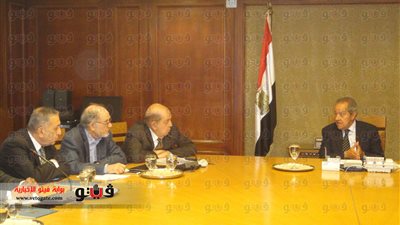 وزير التجارة يترأس وفدا من رجال الأعمال لزيارة موسكو.. سبتمبر المقبل