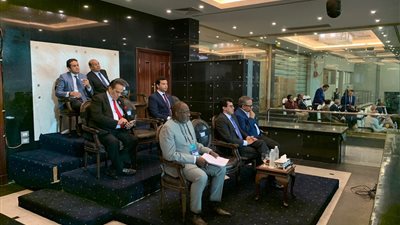 وزير الرياضة يؤازر المنتخب الأوليمبي أمام الكاميرون بإستاد القاهرة (صور)