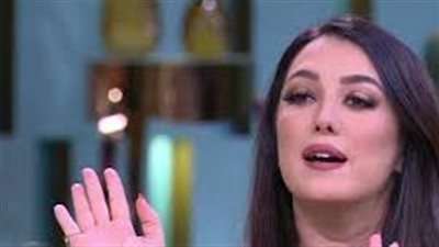 كندة علوش تكشف سبب عرض فستان زفافها للبيع (فيديو)