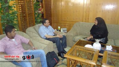 والدة أحد شهداء الإسماعيلية تتقدم بالشكر للمحافظ