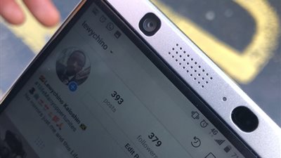 «الرجل البطل» يلاحق لصا في الشارع (فيديو وصور)