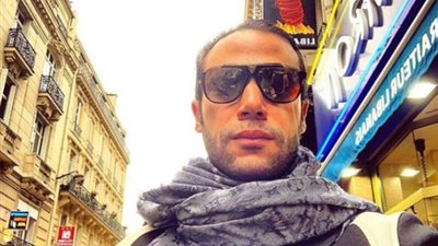 رسالة مؤثرة من نجل الزعيم عادل إمام ويطلب من جمهوره الدعاء