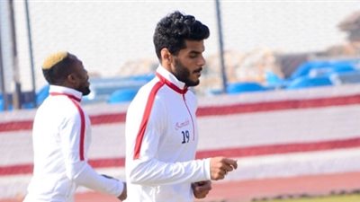 عماد فتحي يشارك في تدريبات الزمالك