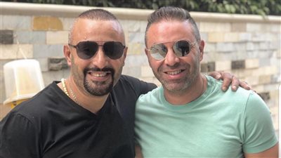 أحمد السقا ينشر صورة برفقة حازم إمام: 