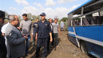 مدير أمن الغربية يشرف على نقل ضحايا أتوبيس المحلة للمستشفى (صور)