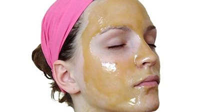 ماسك العسل يخلصك من حب الشباب نهائيا