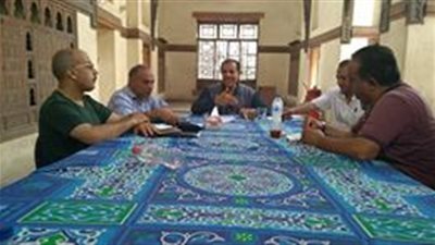 رئيس قطاع الآثار الإسلامية والقبطية يتفقد مناطق الجمالية بعد لم الشمل