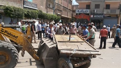 ضبط 21 متهما ورفع 469 مخالفة إشغال طريق بالمنطقة الأثرية في الهرم