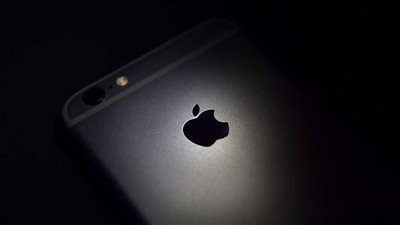 بعد وفاة 42 شخصًا.. آبل تعلن الحرب على تطبيقات السجائر الإلكترونية