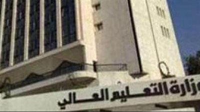 غضب بين الطلاب وأولياء الأمور بسبب اختبارات القدرات.. الكليات تنشر بيانات غير صحيحة على «فيس بوك».. «التنسيق»: غلق باب التقديم بناء على قرار وزير التعليم العالي.. والأهالي يطالبون 