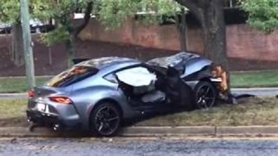 حادث مروع لسيارة تويوتا سوبرا 2020 طراز A90 (فيديو)