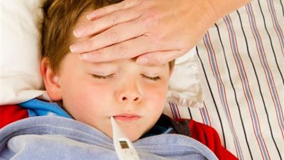 4 أعراض تؤكد إصابة طفلك بالتهابات الحلق.. تعرفي عليها
