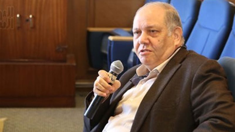حسن السيد، عضو اللجنة