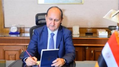 وزير التجارة والصناعة من سلطنة عُمان: فرص كبيرة للتعاون بين البلدين.. 13% زيادة في حجم التجارة البينية.. 195 مليون دولار قيمة الصادرات المصرية لـ