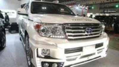 سعودي يعتذر لزوجته بسيارة فاخرة و50 ألف ريـال لزواجه بأخرى