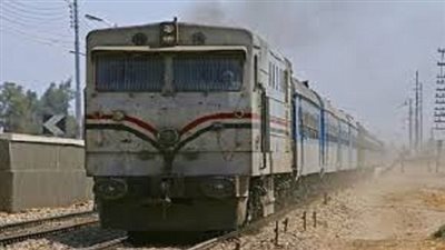 إصابة ربة منزل سقطت من قطار نجع حمادى لإمساك عاطل سرق حقيبتها